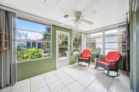 Copropriété à vendre à New Port Richey, Floride: 2 chambres, 77.2 m2 № 1744262 - photo 15