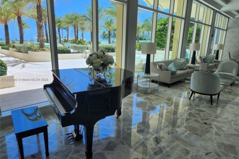 Condominio en alquiler en Hollywood, Florida, 45.15 m2 № 1694153 - foto 6