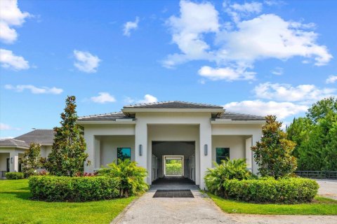 Apartment in Wellington, Florida 2 bedrooms, 128.21 sq.m. № 2178534