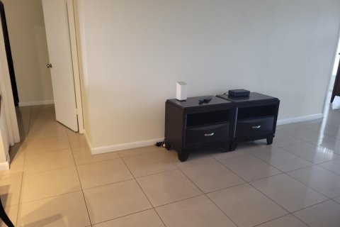 Condominio en alquiler en Pompano Beach, Florida, 2 dormitorios, 102.19 m2 № 2245704 - foto 16