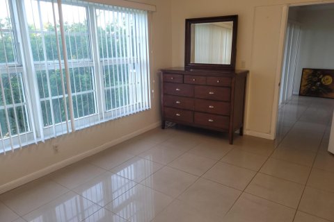 Condominio en alquiler en Pompano Beach, Florida, 2 dormitorios, 102.19 m2 № 2245704 - foto 17