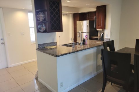Condominio en alquiler en Pompano Beach, Florida, 2 dormitorios, 102.19 m2 № 2245704 - foto 2