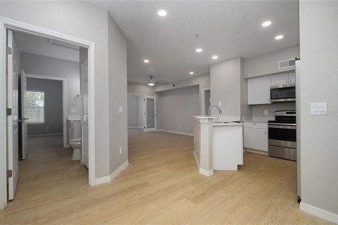 Condominio en alquiler en Altamonte Springs, Florida, 2 dormitorios, 112.32 m2 № 1866692 - foto 2