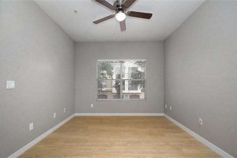 Condo in Altamonte Springs, Florida, 2 bedrooms  № 1866692 - photo 16