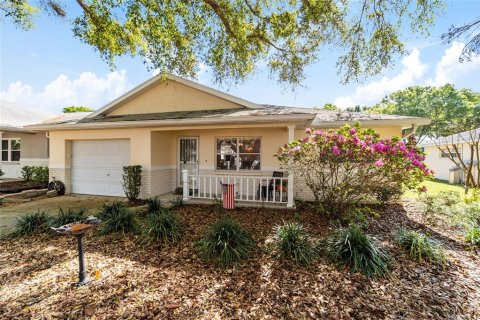 House in Ocala, Florida 2 bedrooms, 131.18 sq.m. № 2211830 - photo 3
