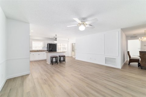 House in Ocala, Florida 2 bedrooms, 131.18 sq.m. № 2211830 - photo 19