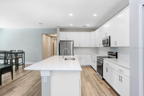Casa en venta en San Antonio, Florida, 4 dormitorios, 200.76 m2 № 1919682 - foto 6