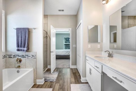 Casa en venta en San Antonio, Florida, 4 dormitorios, 200.76 m2 № 1919682 - foto 13