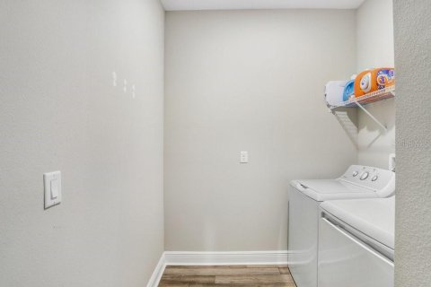 Casa en venta en San Antonio, Florida, 4 dormitorios, 200.76 m2 № 1919682 - foto 21
