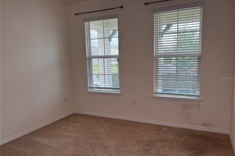 House in Saint Cloud, Florida 4 bedrooms, 195.65 sq.m. № 2206792 - photo 28