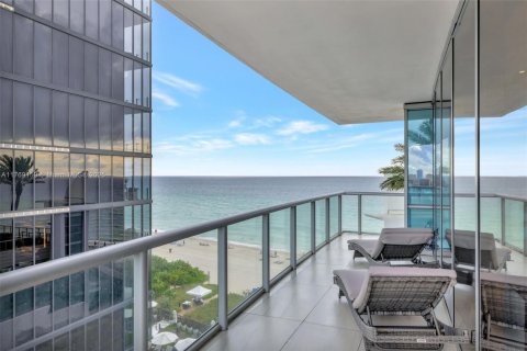 Copropriété à louer à Sunny Isles Beach, Floride: 3 chambres, 178.47 m2 № 1691565 - photo 28