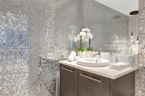 Copropriété à louer à Sunny Isles Beach, Floride: 3 chambres, 178.47 m2 № 1691565 - photo 30