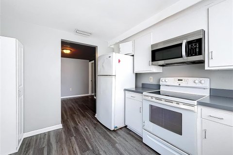 Condo in Apopka, Florida, 3 bedrooms № 2103402 - photo 24