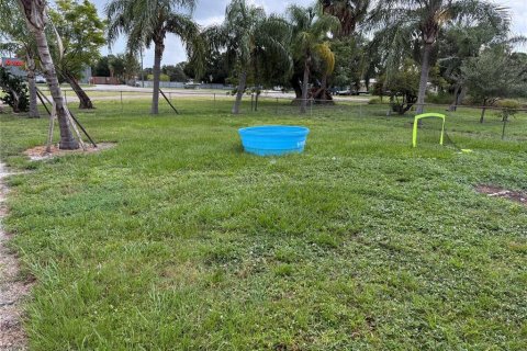 House in Arcadia, Florida 2 bedrooms, 69.49 sq.m. № 2155792 - photo 7