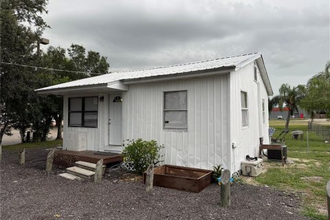 House in Arcadia, Florida 2 bedrooms, 69.49 sq.m. № 2155792 - photo 2