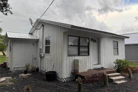 House in Arcadia, Florida 2 bedrooms, 69.49 sq.m. № 2155792 - photo 3