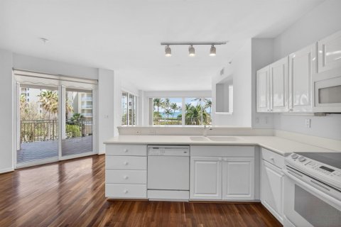 Condo in Jupiter, Florida, 3 bedrooms  № 2342983 - photo 11