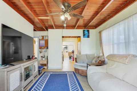 Villa ou maison à vendre à West Palm Beach, Floride: 2 chambres, 75.44 m2 № 2413396 - photo 13
