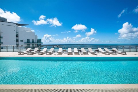 Condo in Miami, Florida, 1 bedroom  № 1882065 - photo 24