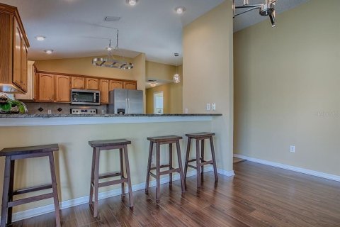 House in The Villages, Florida 3 bedrooms, 129.88 sq.m. № 1839955 - photo 8