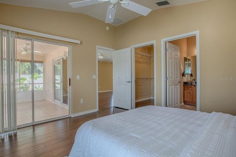House in The Villages, Florida 3 bedrooms, 129.88 sq.m. № 1839955 - photo 18