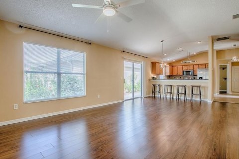 House in The Villages, Florida 3 bedrooms, 129.88 sq.m. № 1839955 - photo 12
