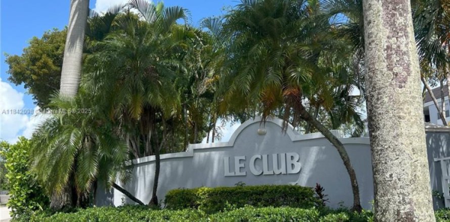 Condominio en Cutler Bay, Florida, 2 dormitorios № 1834037