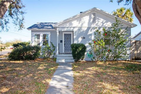Villa ou maison à Saint Petersburg, Floride 2 chambres, 94.39 m2 № 2124821