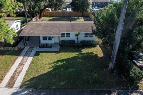 Дом в Форт-Лодердейл, Флорида 3 спальни, 82.5м2 № 2003635