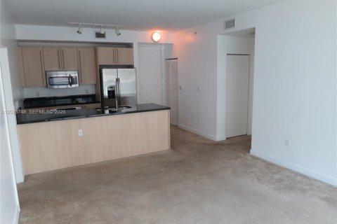 Copropriété à louer à Miami, Floride: 2 chambres, 94.11 m2 № 2145859 - photo 5