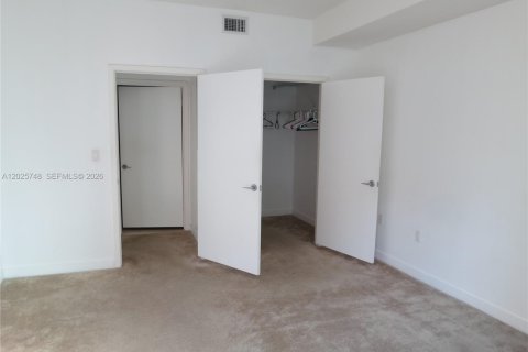 Copropriété à louer à Miami, Floride: 2 chambres, 94.11 m2 № 2145859 - photo 12