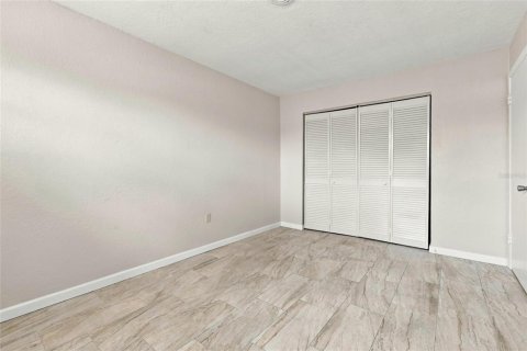 Immobilier commercial à vendre à Punta Gorda, Floride: 4 chambres, 209.03 m2 № 2385756 - photo 15