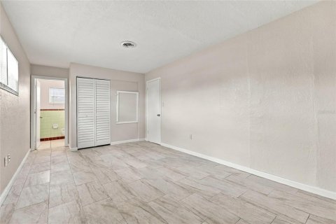 Immobilier commercial à vendre à Punta Gorda, Floride: 4 chambres, 209.03 m2 № 2385756 - photo 20