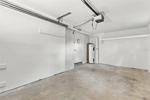 Immobilier commercial à vendre à Punta Gorda, Floride: 4 chambres, 209.03 m2 № 2385756 - photo 29