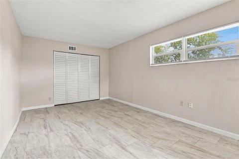 Immobilier commercial à vendre à Punta Gorda, Floride: 4 chambres, 209.03 m2 № 2385756 - photo 18