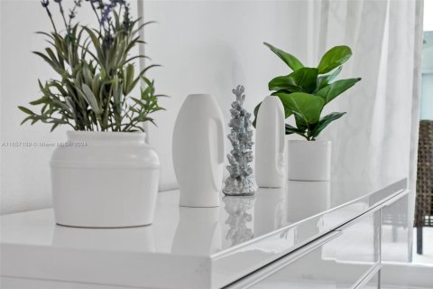 Villa ou maison à louer à Fort Lauderdale, Floride: 4 chambres, 203.27 m2 № 1958597 - photo 26