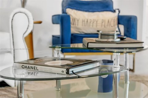 Villa ou maison à louer à Fort Lauderdale, Floride: 4 chambres, 203.27 m2 № 1958597 - photo 25