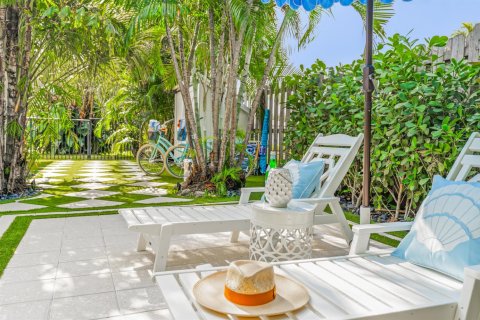 Villa ou maison à vendre à Ocean Ridge, Floride: 4 chambres, 171.31 m2 № 2418069 - photo 16