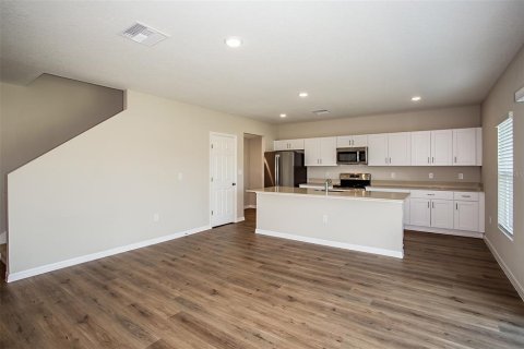 House in Haines City, Florida 5 bedrooms, 268.67 sq.m. № 1871240 - photo 3
