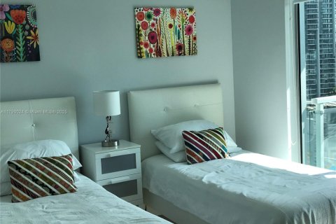 Copropriété à louer à Miami, Floride: 2 chambres, 103.12 m2 № 1981625 - photo 13