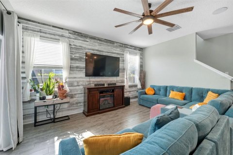Casa en venta en Orlando, Florida, 5 dormitorios, 245.08 m2 № 1914914 - foto 22