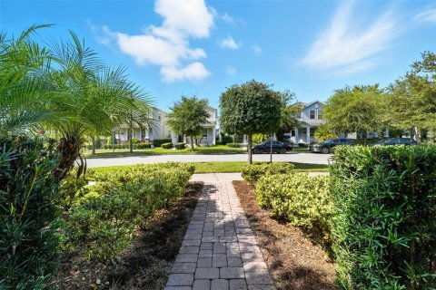 Casa en venta en Orlando, Florida, 5 dormitorios, 245.08 m2 № 1914914 - foto 3
