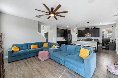 Casa en venta en Orlando, Florida, 5 dormitorios, 245.08 m2 № 1914914 - foto 23