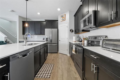 Casa en venta en Orlando, Florida, 5 dormitorios, 245.08 m2 № 1914914 - foto 19