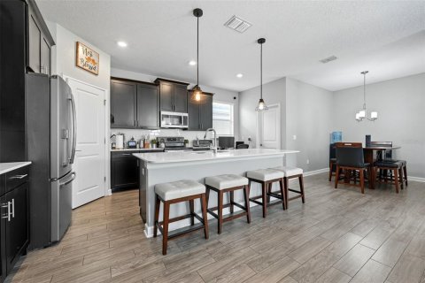 Casa en venta en Orlando, Florida, 5 dormitorios, 245.08 m2 № 1914914 - foto 18