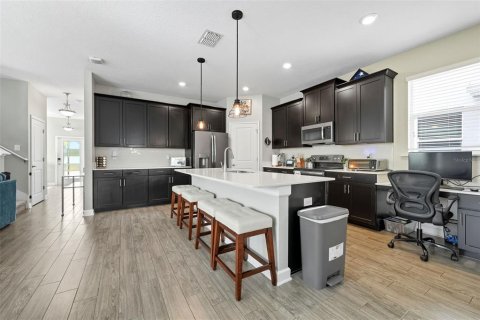 Casa en venta en Orlando, Florida, 5 dormitorios, 245.08 m2 № 1914914 - foto 17