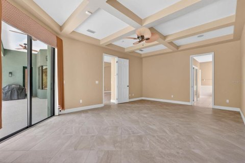 House in Ormond Beach, Florida 4 bedrooms, 265.98 sq.m. № 2223587 - photo 25