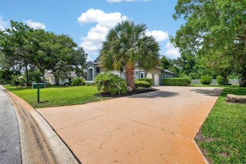House in Ormond Beach, Florida 4 bedrooms, 265.98 sq.m. № 2223587 - photo 9
