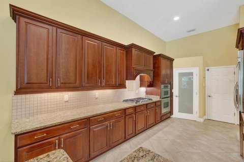 House in Ormond Beach, Florida 4 bedrooms, 265.98 sq.m. № 2223587 - photo 18
