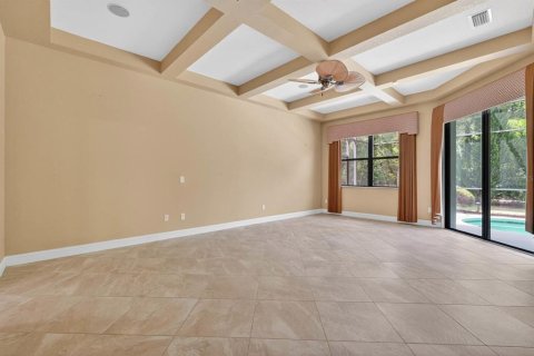 House in Ormond Beach, Florida 4 bedrooms, 265.98 sq.m. № 2223587 - photo 26